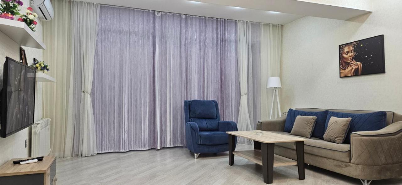 Park Azure Comfortable Apartment Баку Экстерьер фото